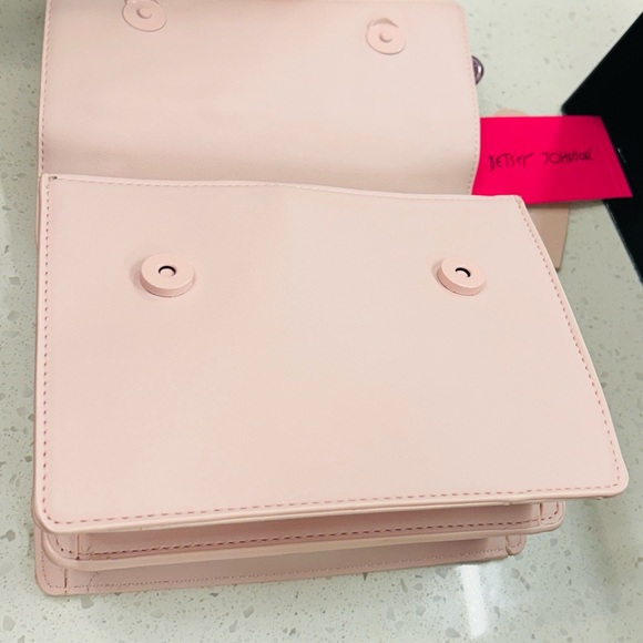 π§Έ Betsey Johnson Gummy Bear Satchel Handbag With Matching Wallet Blush NWT - Picture 9 of 17